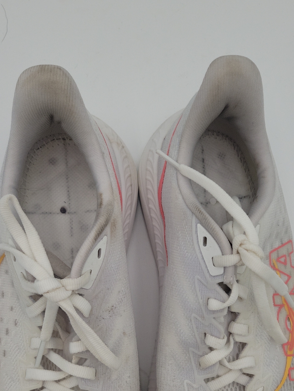 Hoka One One MACH 6 Women's Running Shoes size 10 B - Picture 5 of 7